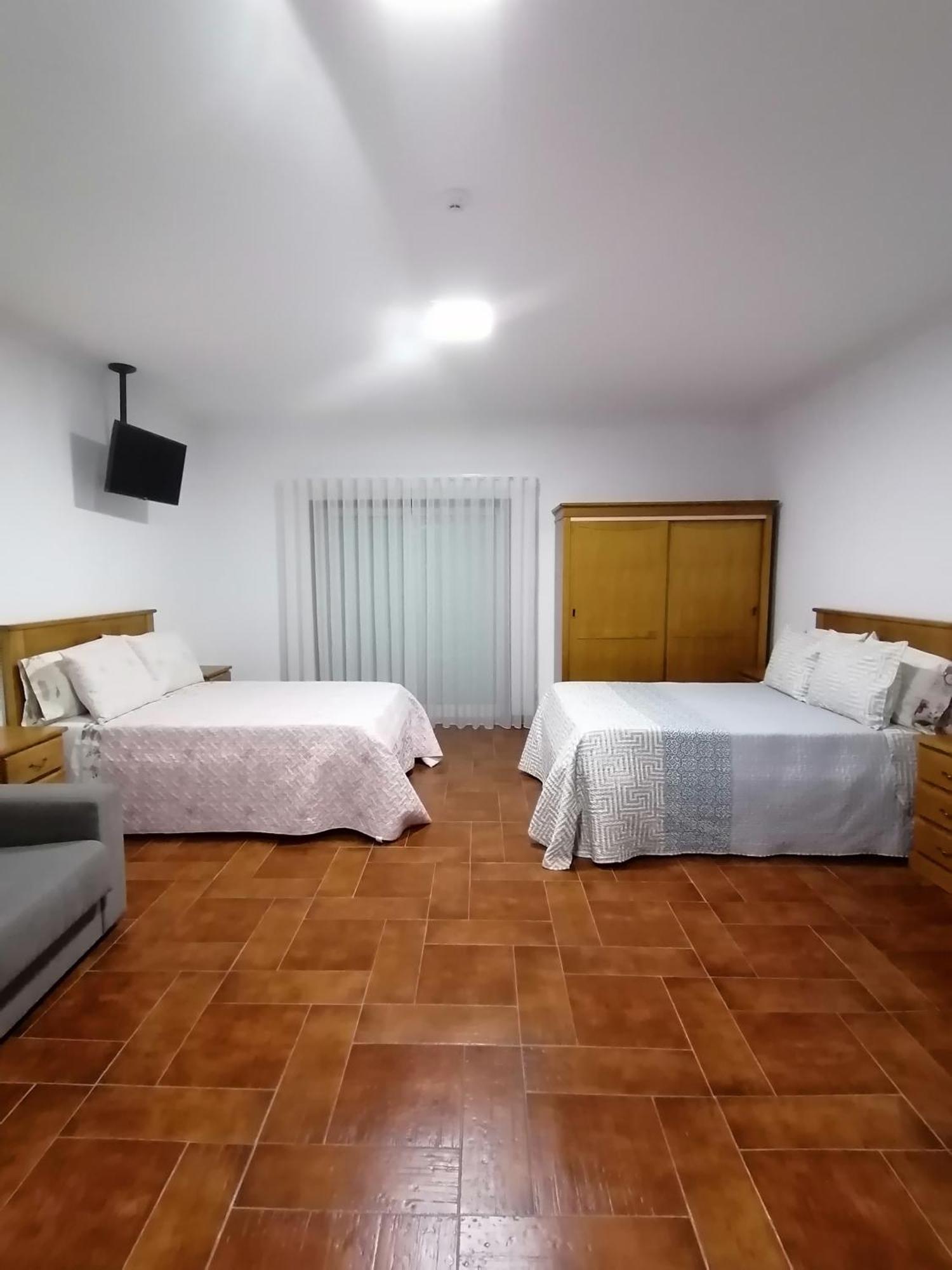 Hostel Encostas Do Douro Марку-ді-Канавезиш Екстер'єр фото